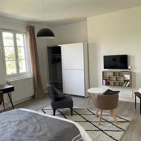 Holiday home Charmante Maison De Campagne Rugles